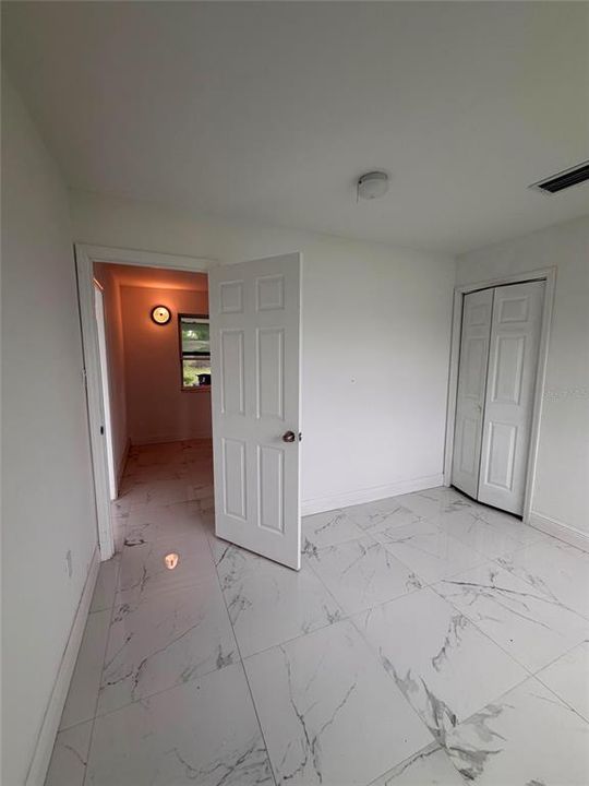 For Rent: $1,475 (1 beds, 1 baths, 737 Square Feet)