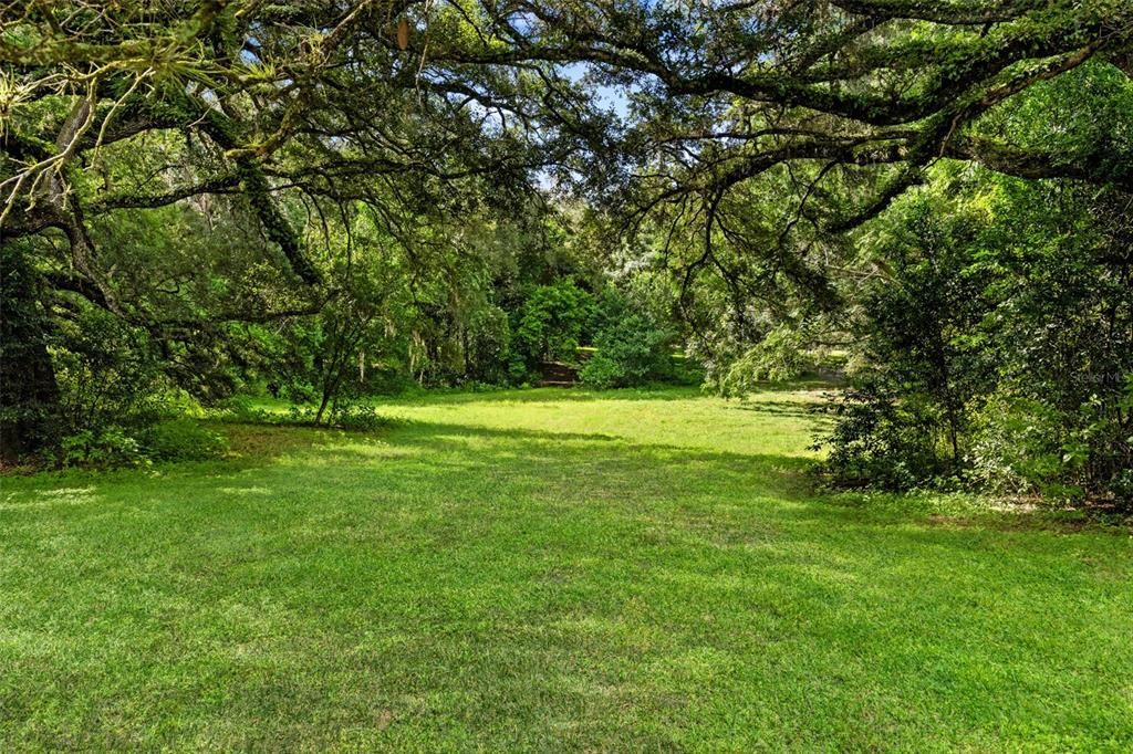 For Sale: $895,000 (5 beds, 4 baths, 3382 Square Feet)