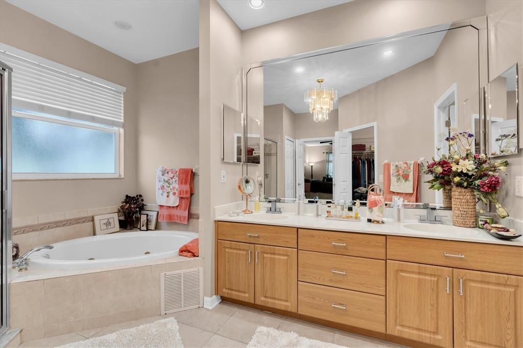 For Sale: $689,900 (4 beds, 3 baths, 3455 Square Feet)