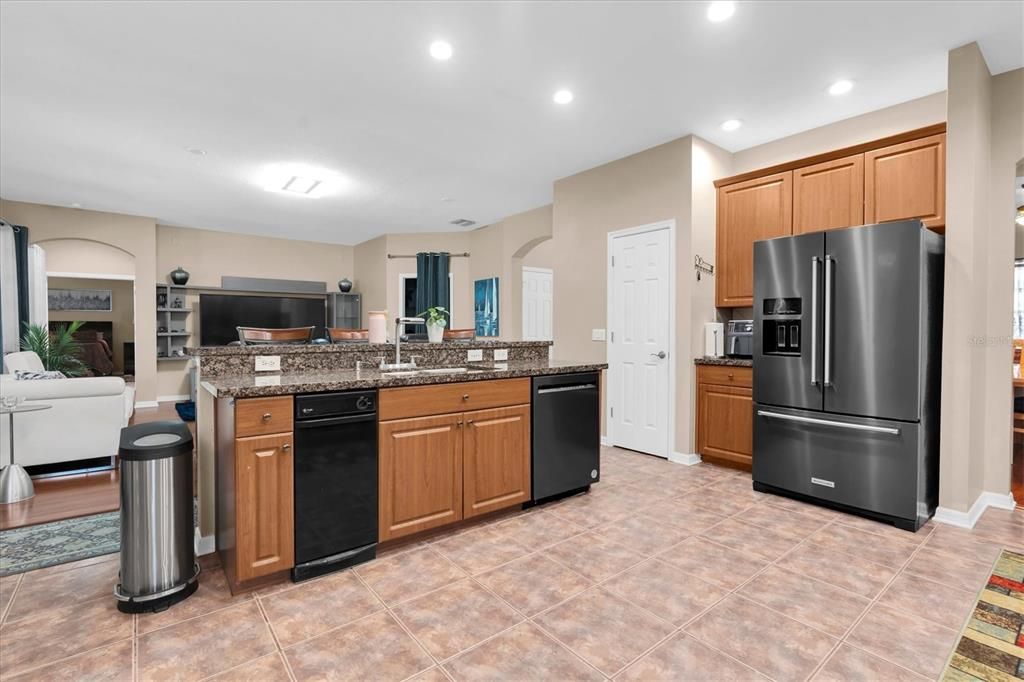 For Sale: $689,900 (4 beds, 3 baths, 3455 Square Feet)