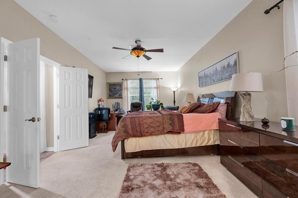 For Sale: $689,900 (4 beds, 3 baths, 3455 Square Feet)