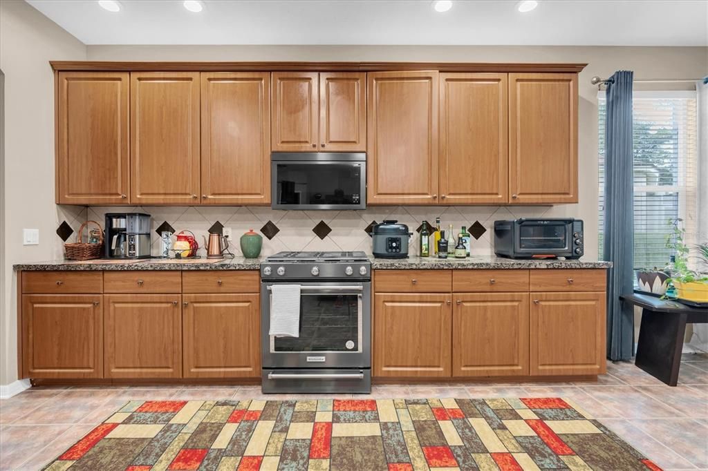 For Sale: $689,900 (4 beds, 3 baths, 3455 Square Feet)