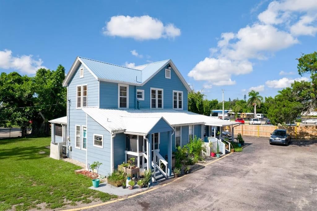 For Sale: $999,999 (0 beds, 0 baths, 2350 Square Feet)