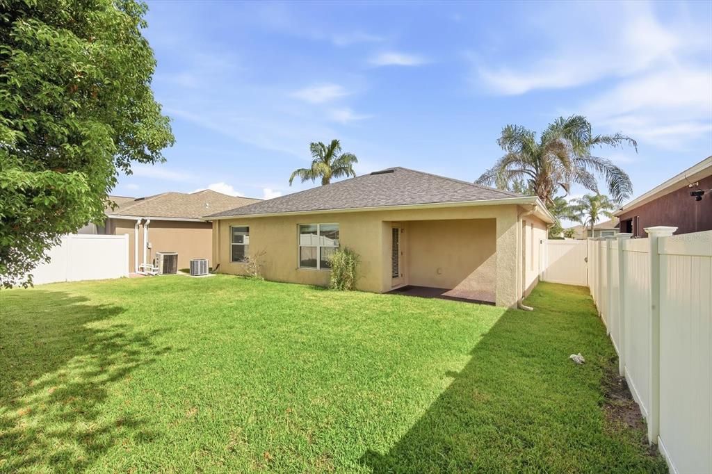 For Sale: $300,000 (3 beds, 2 baths, 1380 Square Feet)
