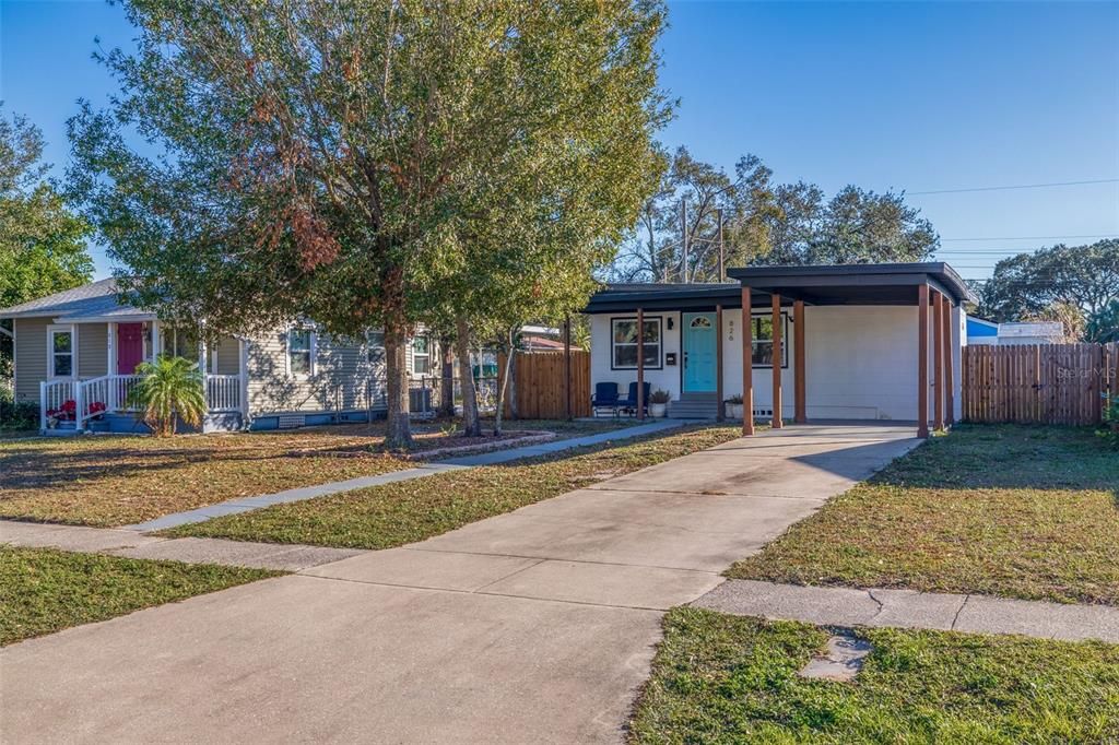 En Venta: $349,000 (2 camas, 1 baños, 744 Pies cuadrados)