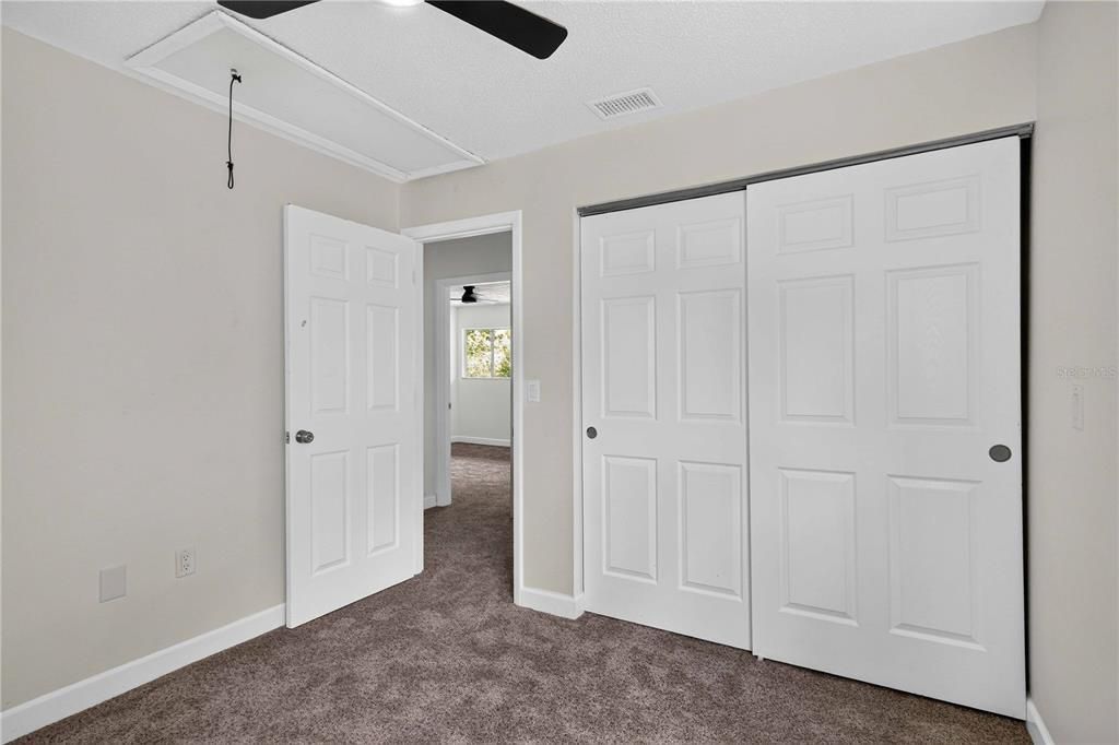 For Sale: $149,900 (3 beds, 2 baths, 1365 Square Feet)
