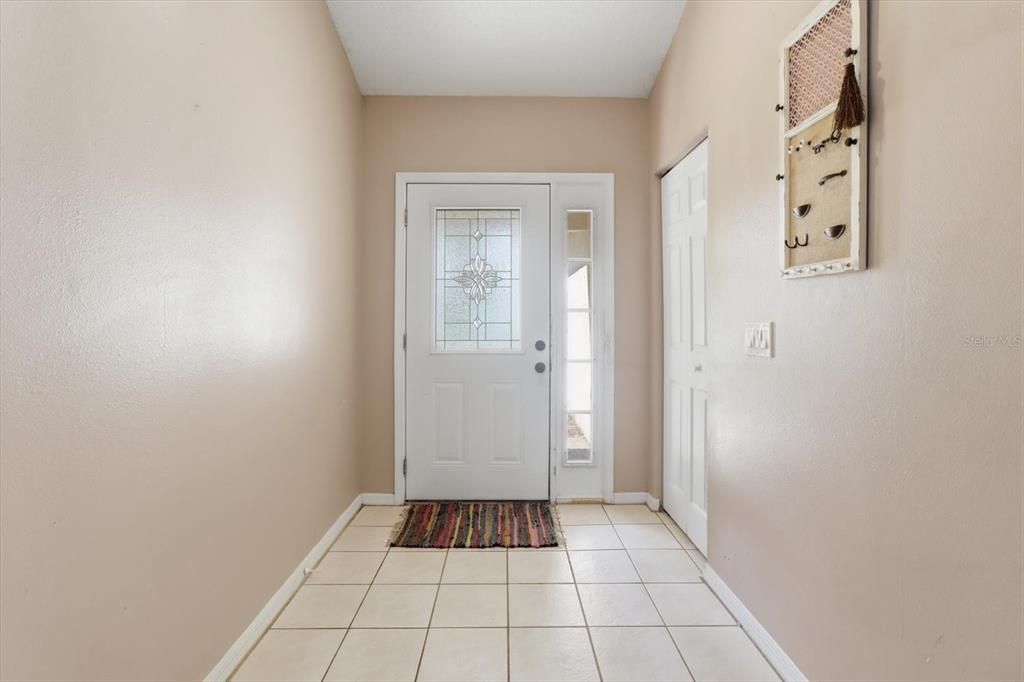 For Sale: $265,000 (3 beds, 2 baths, 1548 Square Feet)