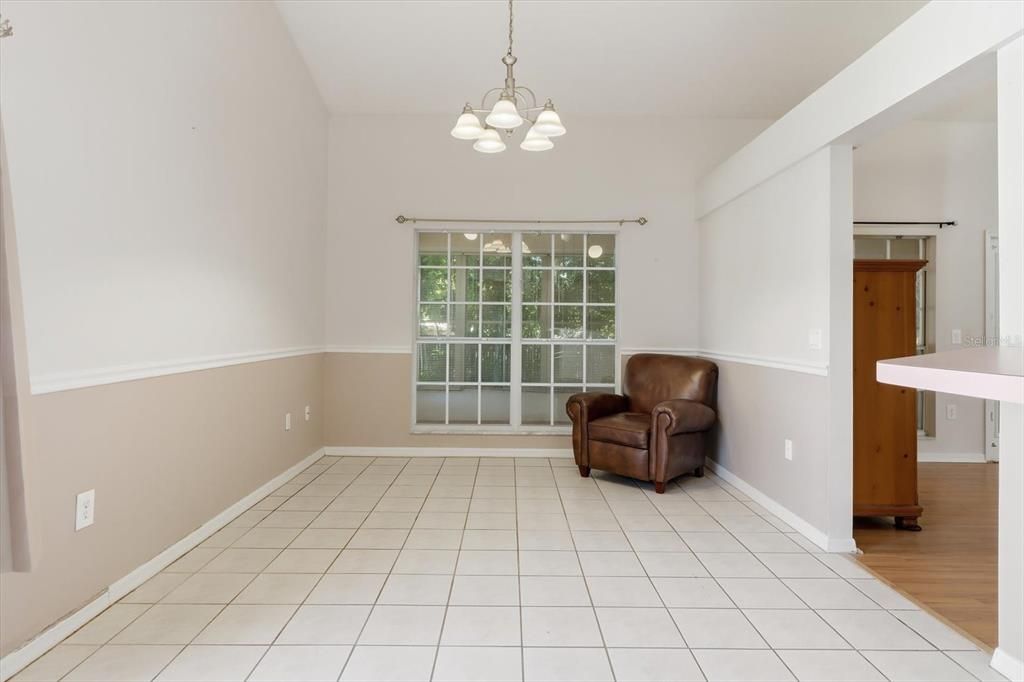 For Sale: $265,000 (3 beds, 2 baths, 1548 Square Feet)