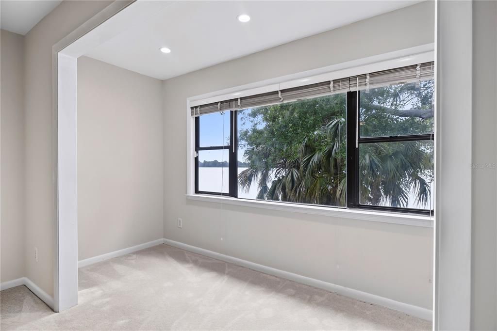 For Sale: $375,000 (4 beds, 2 baths, 2368 Square Feet)