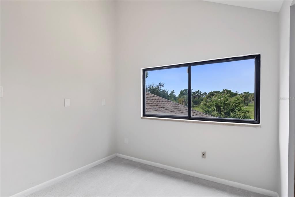 For Sale: $375,000 (4 beds, 2 baths, 2368 Square Feet)