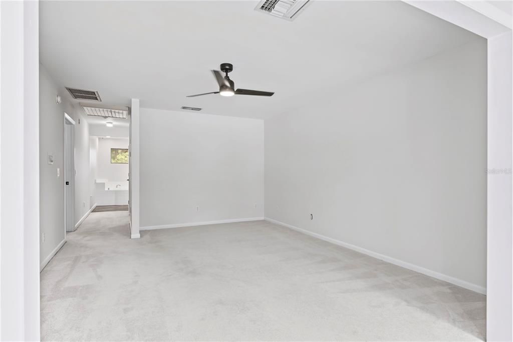 For Sale: $375,000 (4 beds, 2 baths, 2368 Square Feet)