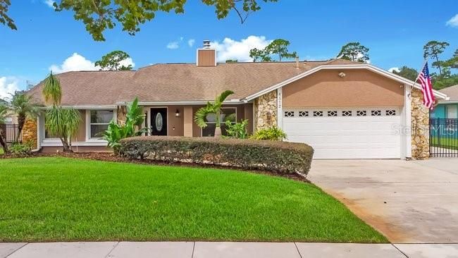 For Sale: $830,000 (4 beds, 2 baths, 2091 Square Feet)