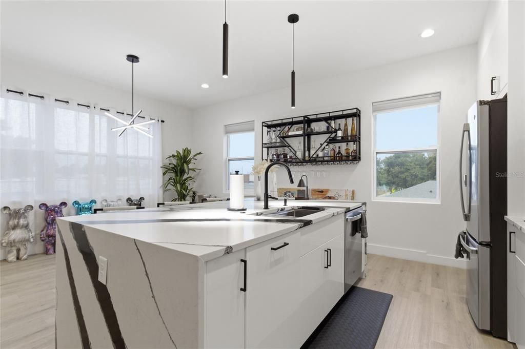 For Rent: $5,500 (3 beds, 3 baths, 2228 Square Feet)