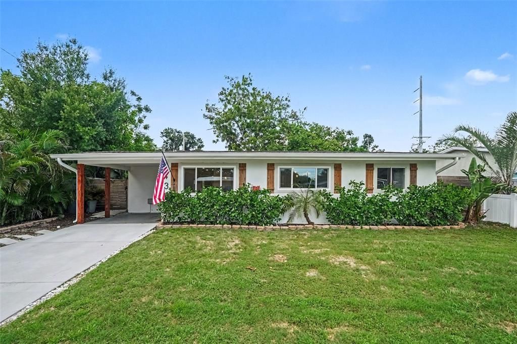 Active With Contract: $399,000 (3 beds, 2 baths, 1183 Square Feet)