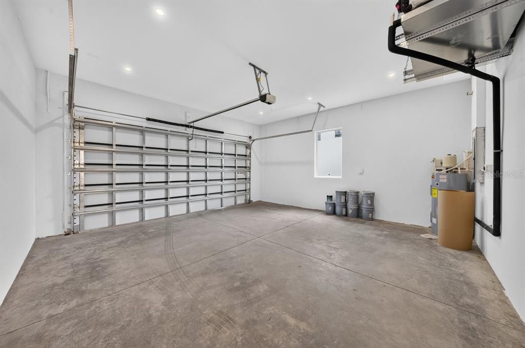 En Venta: $745,000 (4 camas, 2 baños, 1869 Pies cuadrados)