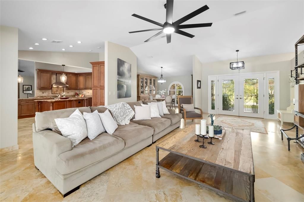 En Venta: $756,000 (3 camas, 2 baños, 2916 Pies cuadrados)