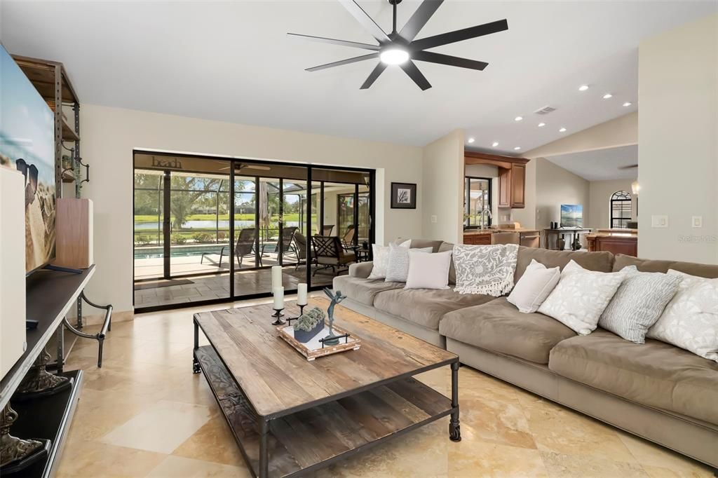 En Venta: $756,000 (3 camas, 2 baños, 2916 Pies cuadrados)