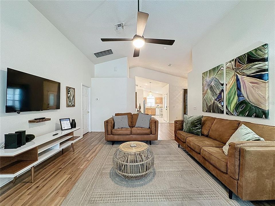 For Sale: $475,000 (4 beds, 3 baths, 1791 Square Feet)