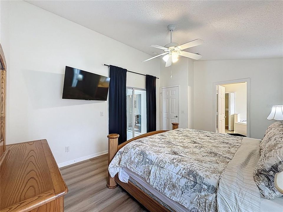 For Sale: $475,000 (4 beds, 3 baths, 1791 Square Feet)