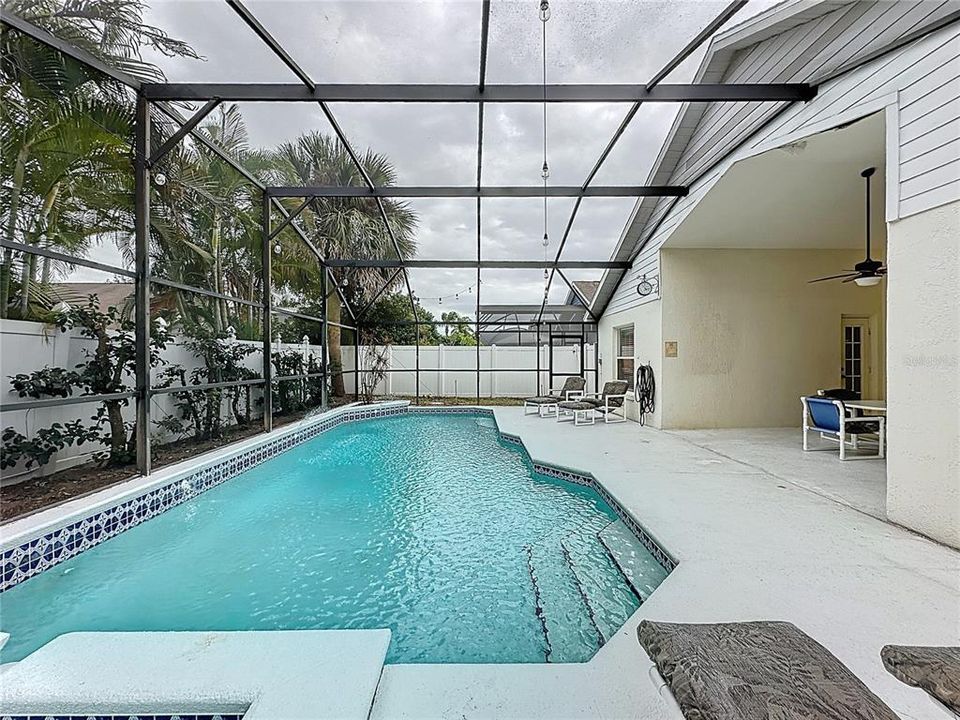 For Sale: $475,000 (4 beds, 3 baths, 1791 Square Feet)