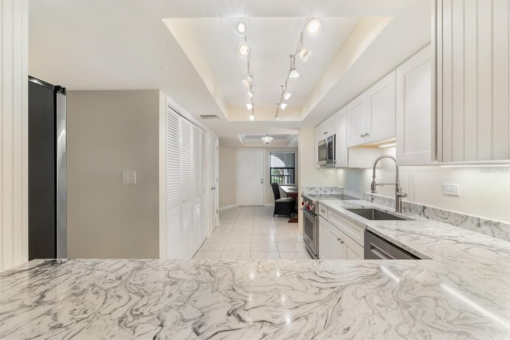 En Venta: $3,395,000 (3 camas, 2 baños, 1765 Pies cuadrados)