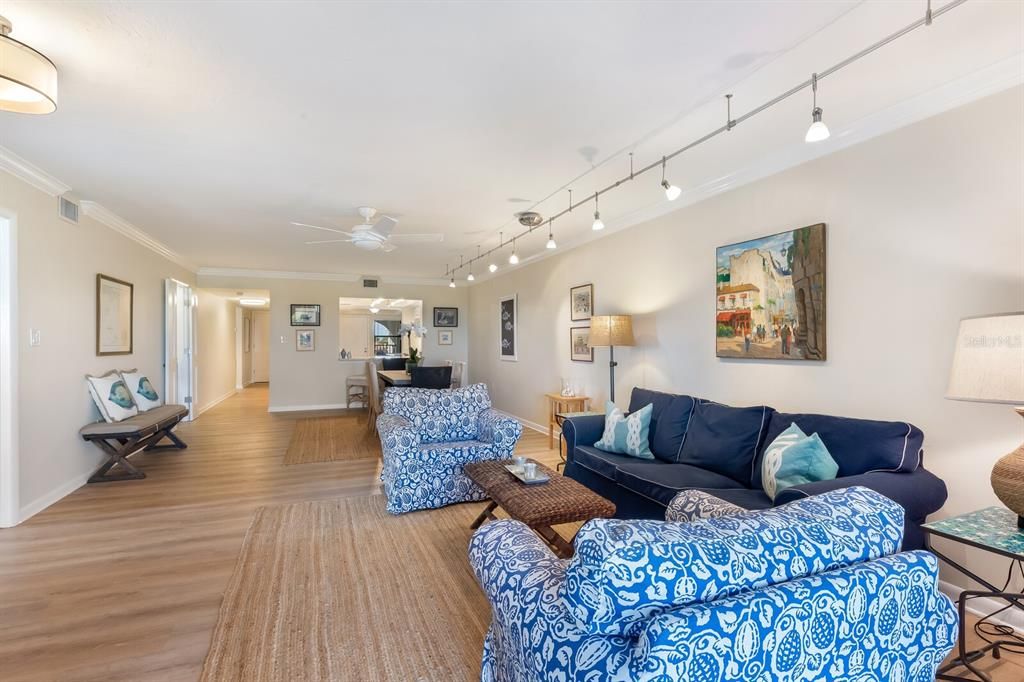 En Venta: $3,395,000 (3 camas, 2 baños, 1765 Pies cuadrados)
