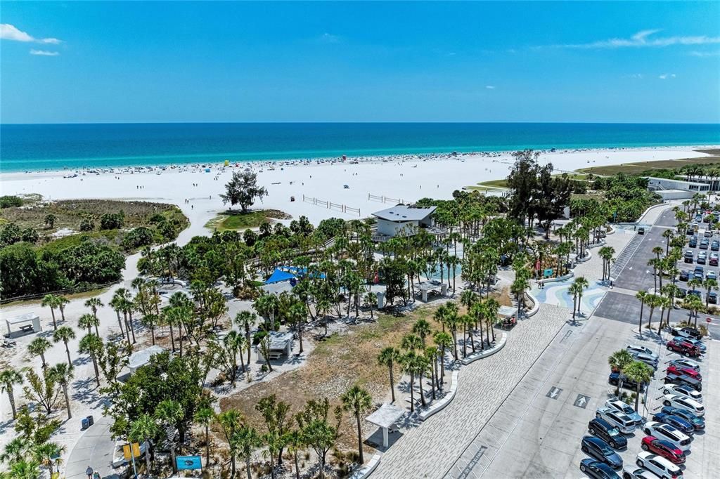 For Sale: $1,750,000 (0.41 acres)
