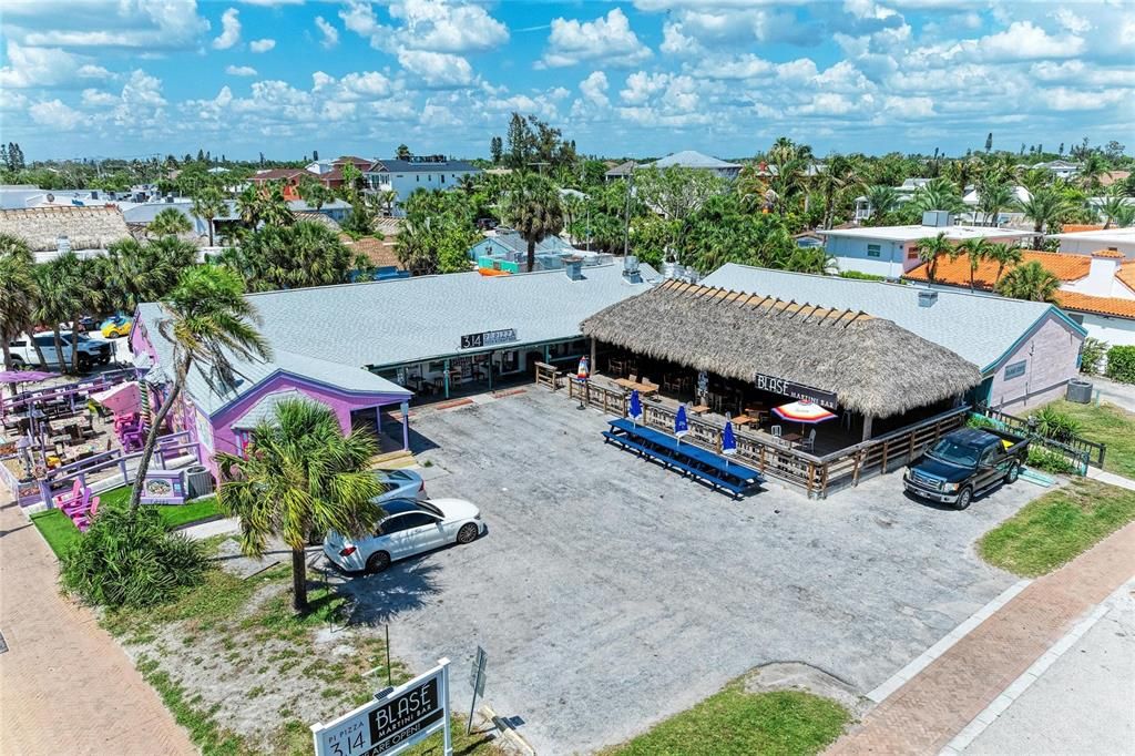 For Sale: $1,750,000 (0.41 acres)