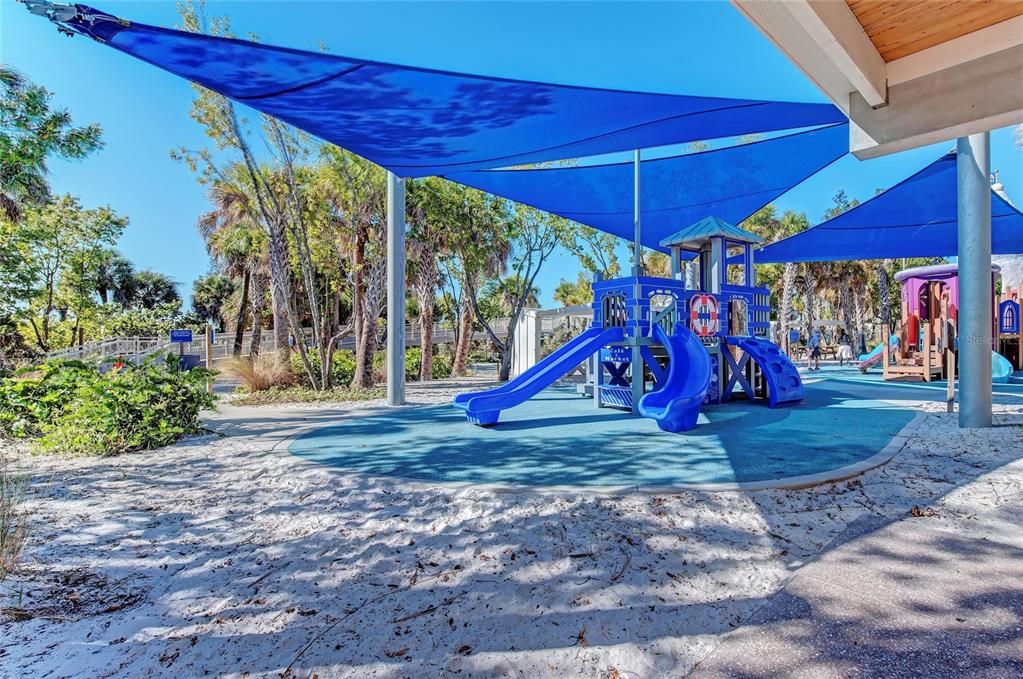 For Sale: $1,750,000 (0.41 acres)