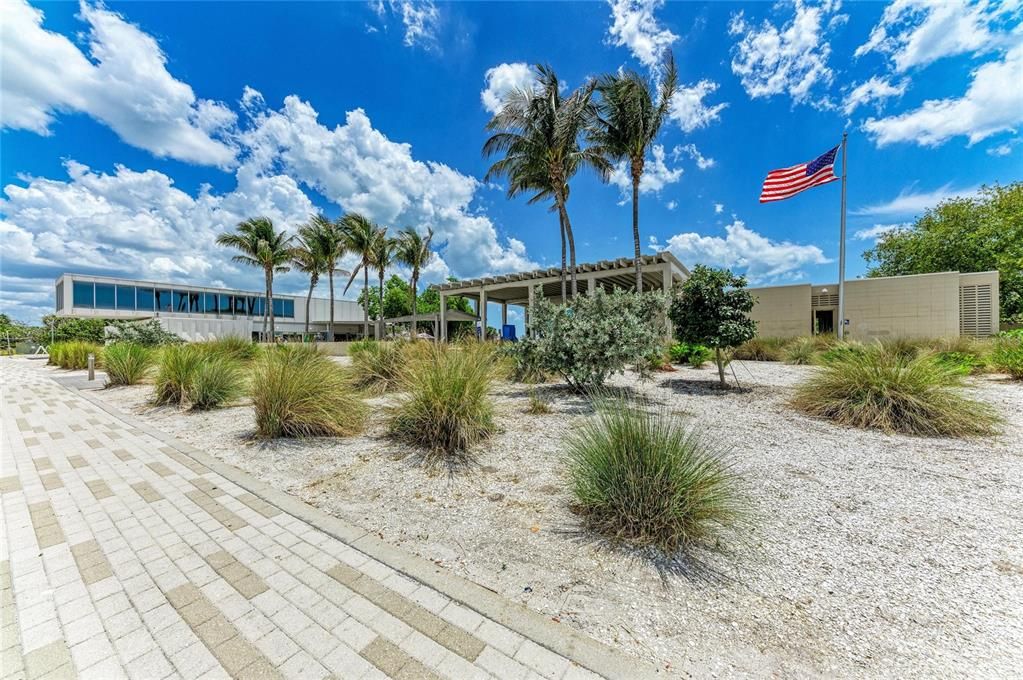 For Sale: $1,750,000 (0.41 acres)