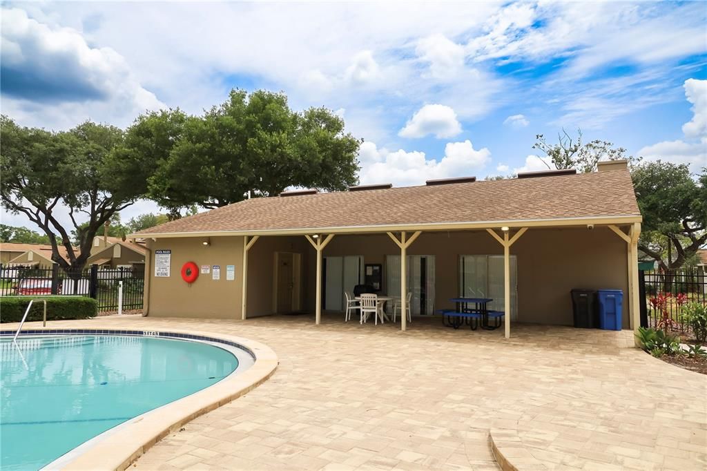 For Sale: $220,000 (3 beds, 1 baths, 1296 Square Feet)
