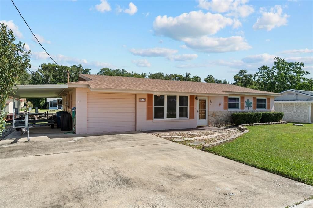 For Sale: $389,000 (2 beds, 2 baths, 1260 Square Feet)