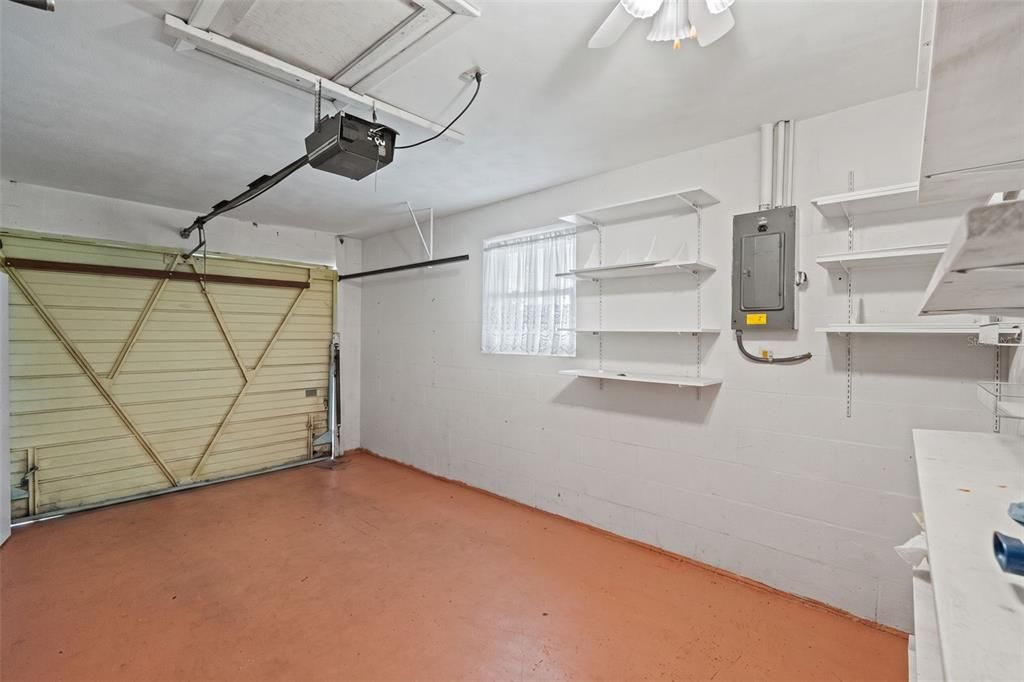 For Sale: $389,000 (2 beds, 2 baths, 1260 Square Feet)