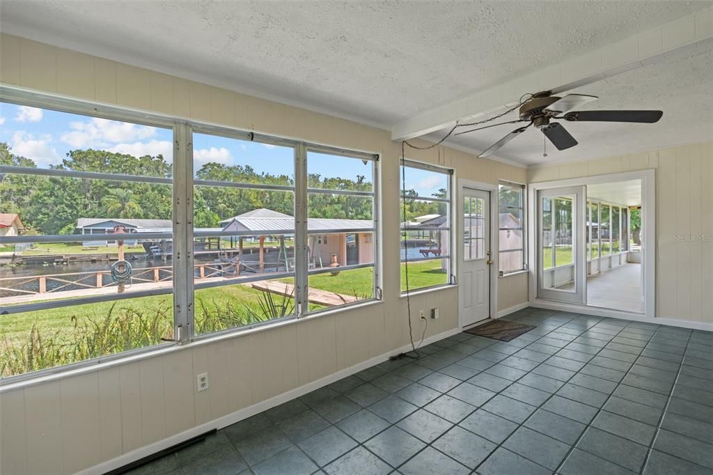 For Sale: $389,000 (2 beds, 2 baths, 1260 Square Feet)