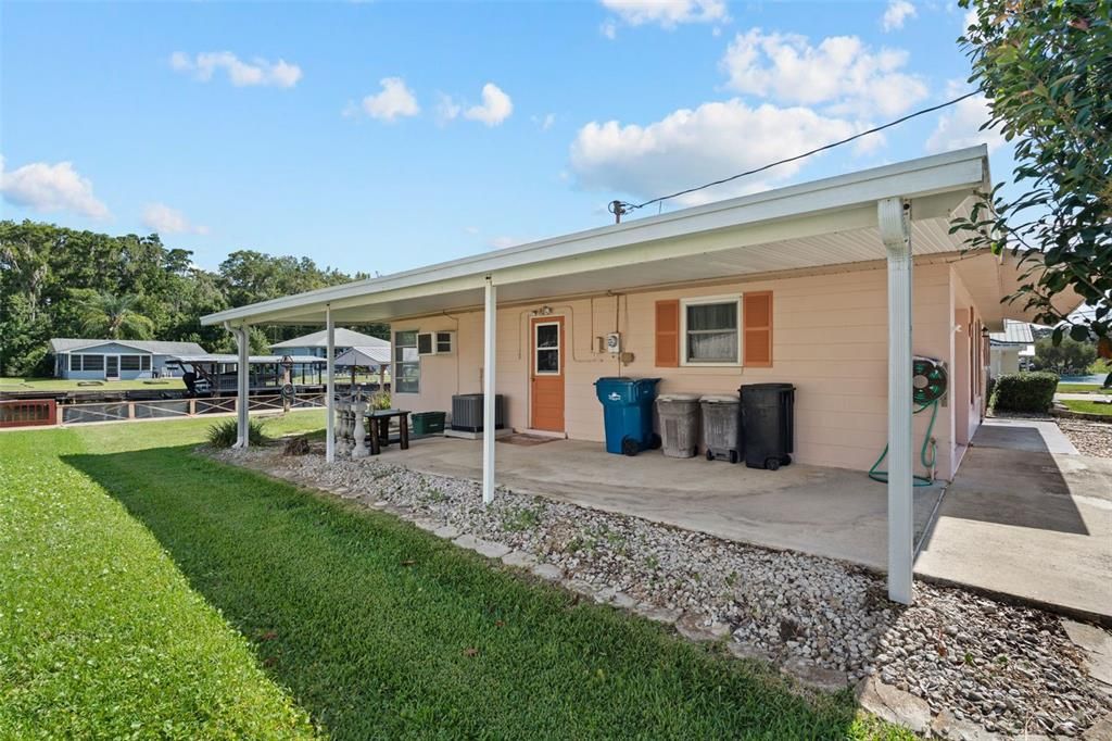 For Sale: $389,000 (2 beds, 2 baths, 1260 Square Feet)
