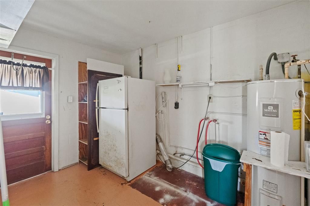 For Sale: $389,000 (2 beds, 2 baths, 1260 Square Feet)