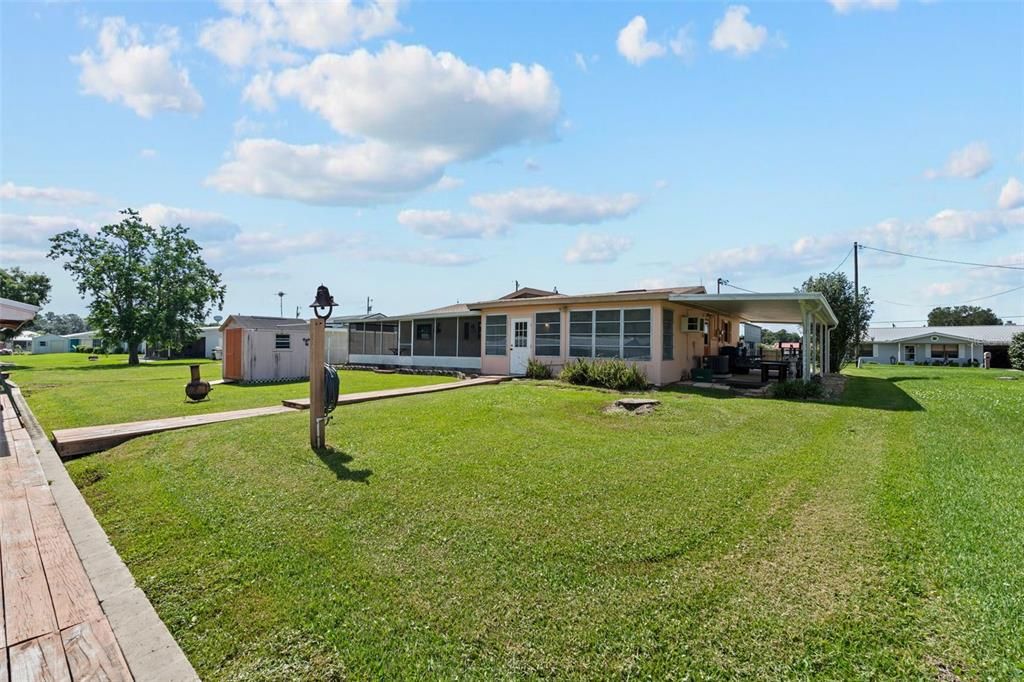 For Sale: $389,000 (2 beds, 2 baths, 1260 Square Feet)
