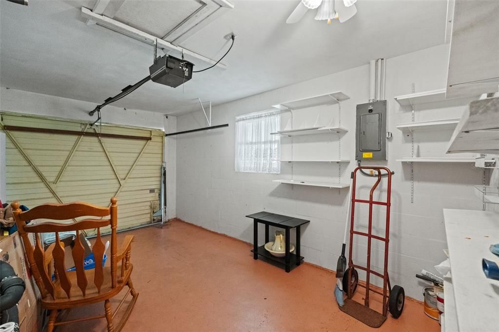 For Sale: $389,000 (2 beds, 2 baths, 1260 Square Feet)