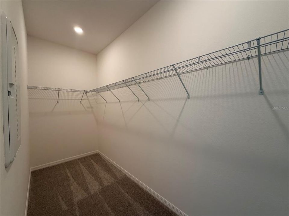 В аренду: $2,600 (4 спален, 2 ванн, 1647 Квадратных фут)