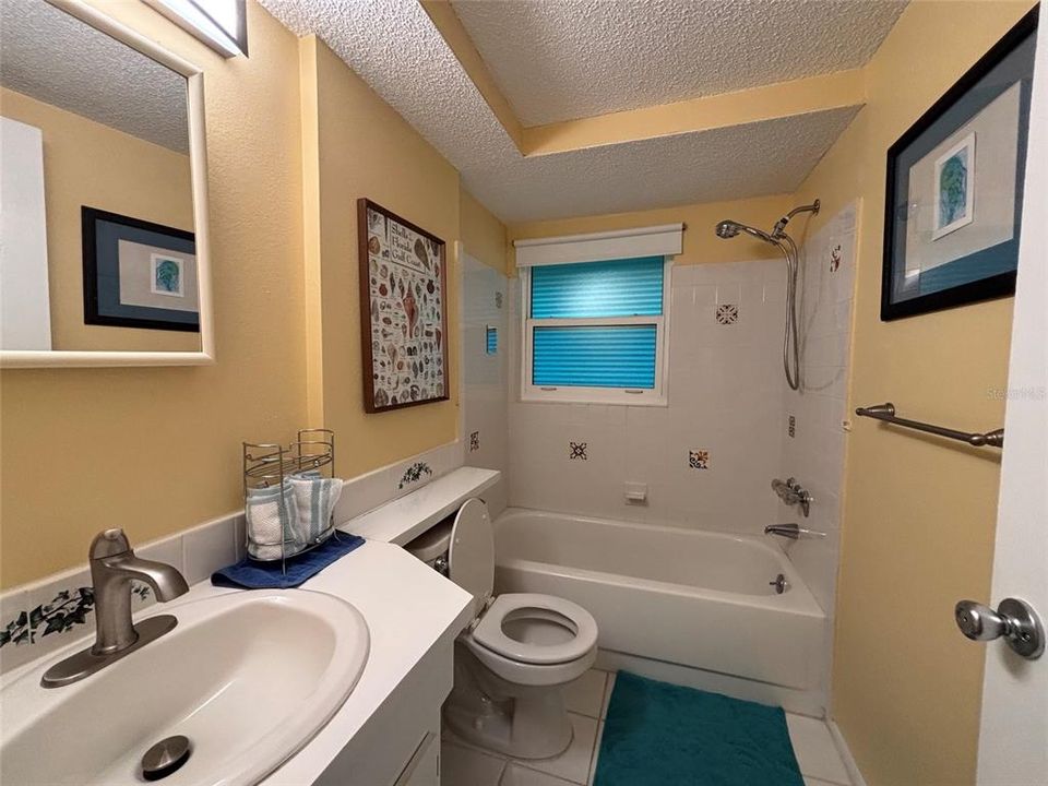 En Venta: $279,900 (2 camas, 2 baños, 1200 Pies cuadrados)