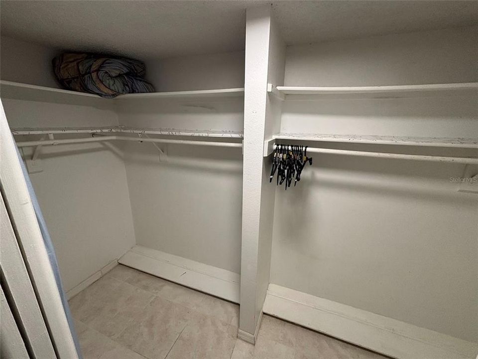 En Venta: $279,900 (2 camas, 2 baños, 1200 Pies cuadrados)
