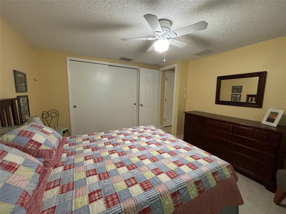 En Venta: $279,900 (2 camas, 2 baños, 1200 Pies cuadrados)