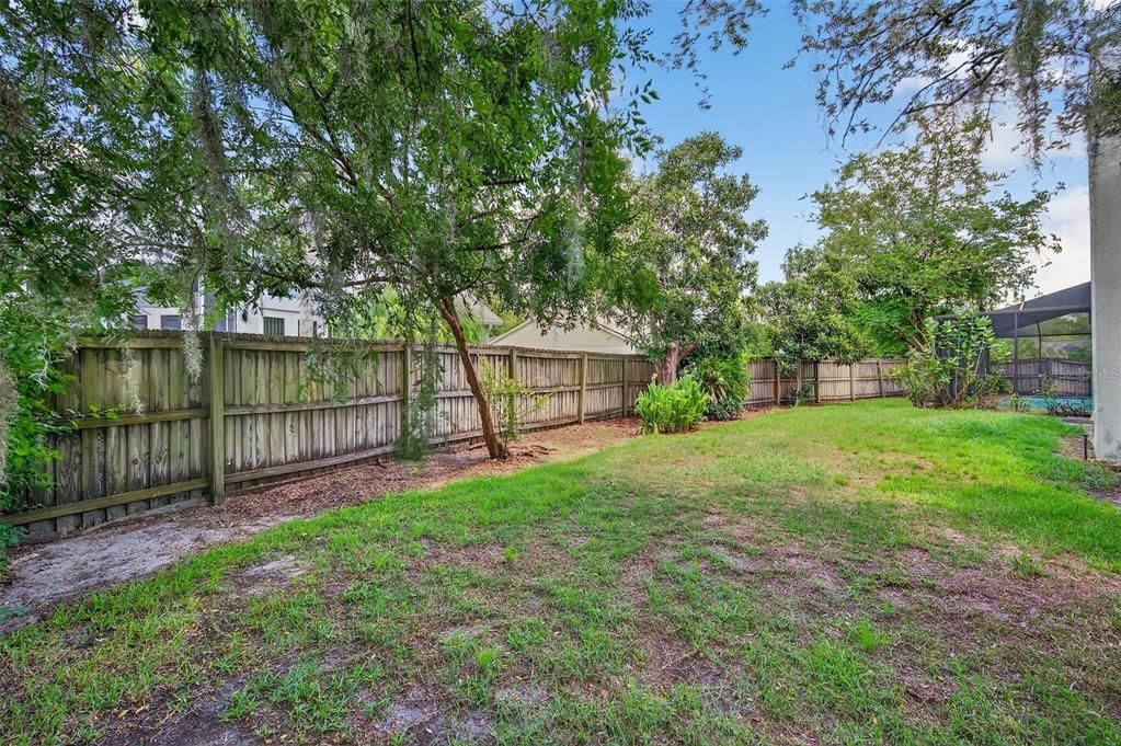 En Venta: $349,900 (4 camas, 2 baños, 2216 Pies cuadrados)