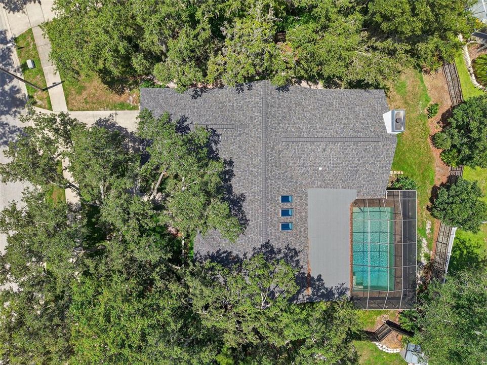 En Venta: $349,900 (4 camas, 2 baños, 2216 Pies cuadrados)