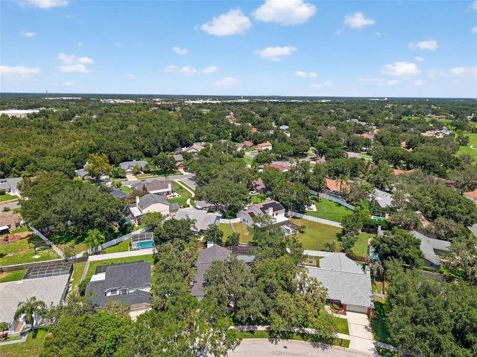 En Venta: $349,900 (4 camas, 2 baños, 2216 Pies cuadrados)