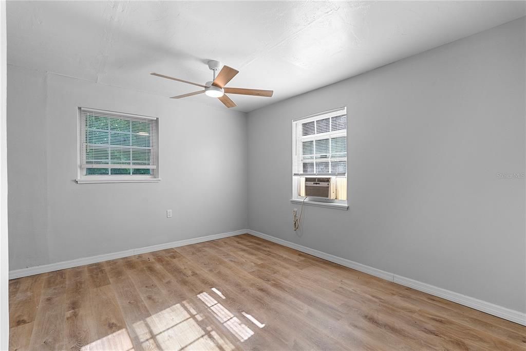 For Sale: $349,000 (7 beds, 0 baths, 2796 Square Feet)
