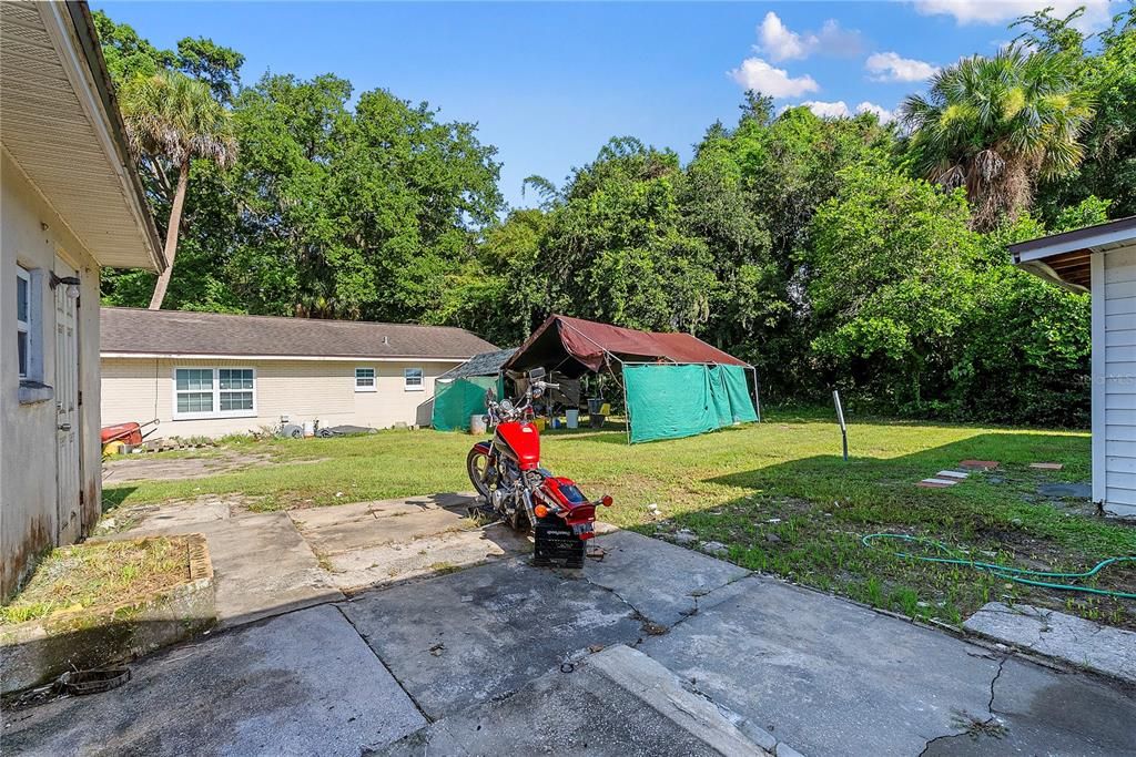 For Sale: $349,000 (7 beds, 0 baths, 2796 Square Feet)