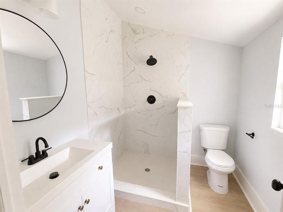 For Sale: $190,000 (4 beds, 3 baths, 1724 Square Feet)
