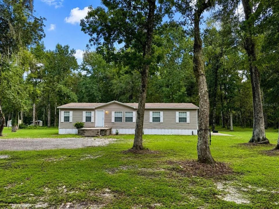 For Sale: $385,000 (3 beds, 2 baths, 1680 Square Feet)