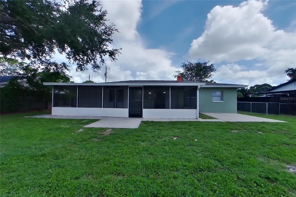 For Rent: $2,559 (3 beds, 2 baths, 1158 Square Feet)